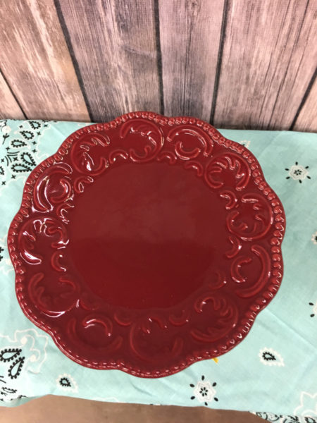 Burgundy cupcake plate top